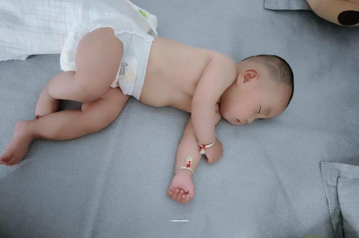 永州9个月宝宝可以吃盐吗